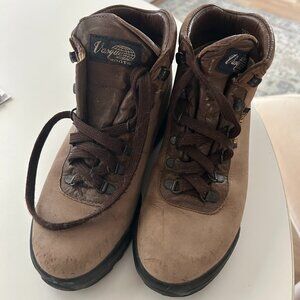 Skywalk for Vasque Gortex Italy Hiking Backpacking Boots Women's Size 7